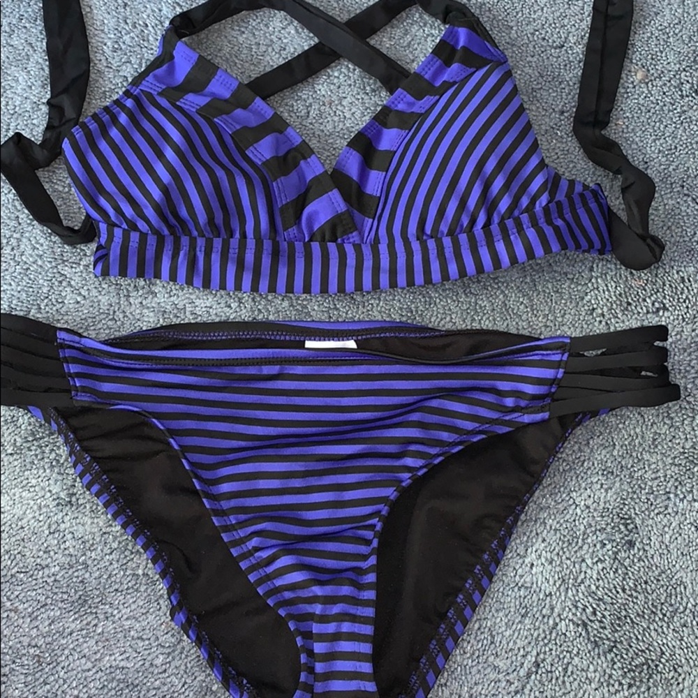 Bathing suit